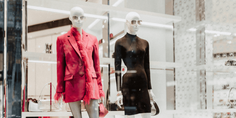 デパートのマネキン